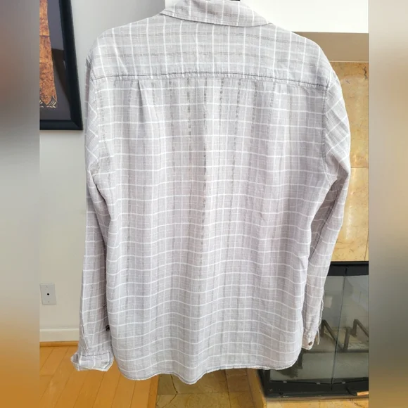 Top - Picture 2 of 3